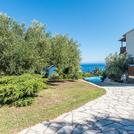 Niriis Villa