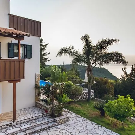 Niriis Villa