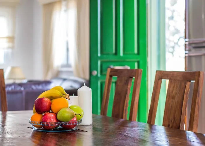 Niriis Vila Áyios Nikítas