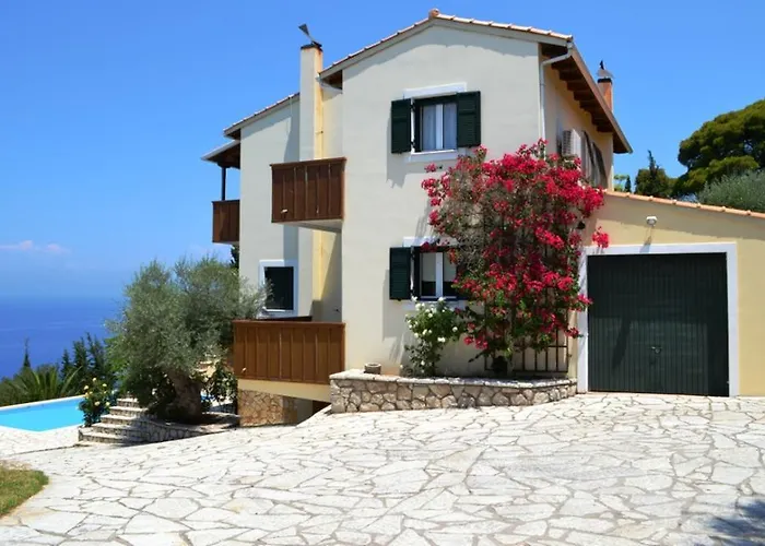 Vila Niriis Áyios Nikítas