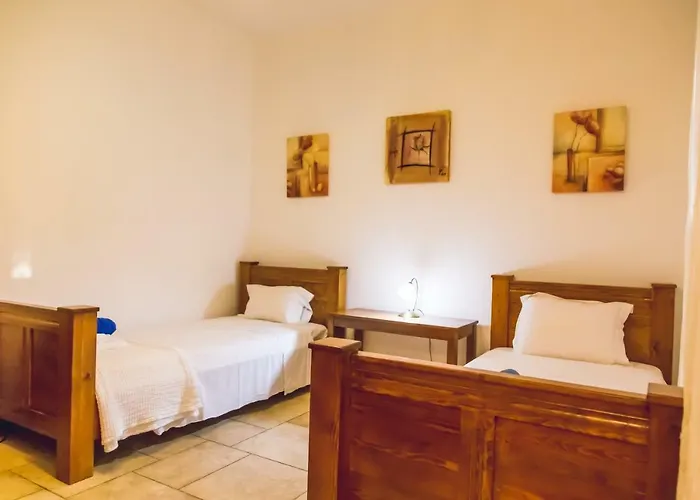 Niriis Vila Áyios Nikítas