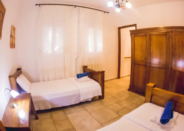 Vila Niriis Áyios Nikítas