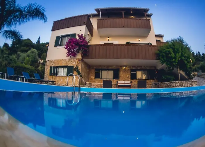 Niriis Áyios Nikítas