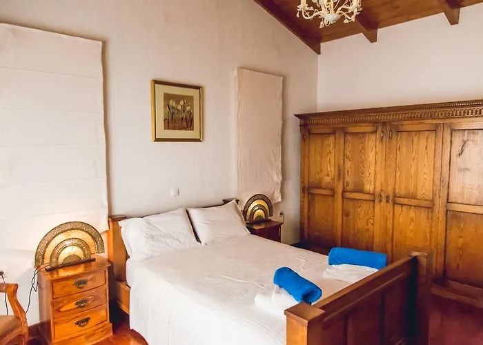 Niriis * Áyios Nikítas