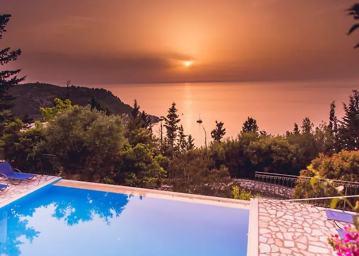 Niriis Vila Áyios Nikítas